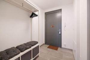 NEW! Convenient ViennaLove Apartment WienMeidling