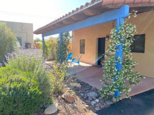 ROMANCE FOR TWO CASITA