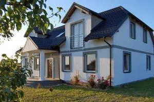 Willa Rosa - Dom dla 20 osób z jacuzzi i sauną ogrodową Kaszuby - Lębork