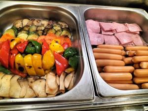 อาหารและเครื่องดื่ม