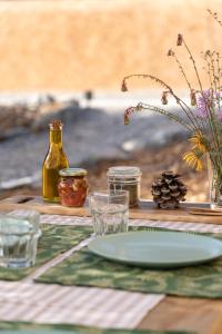 Monte Flora Farmhouse