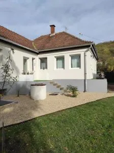 Szomolyai Vadvirág vendégház - Szomolya