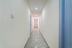 FabHotel Ivory Pearl - Nr Sony Signal