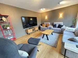 Spacious and Family Friendly 4brd house in Hafnarfjörður - Hafnir