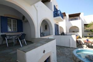 Deep Blue Studios Paros Greece