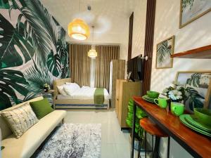 Samuel staycation in Smdc Green2 one studio unit