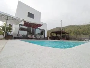 Villa Franz House Casa Principal - 卡涅利亚斯