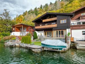 Finest Lakeside Villa Zell am See incl SUMMER CARD byin One Apartments