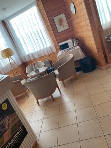 Hotels Fasthotel Chateauroux : photos des chambres