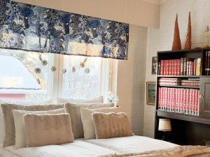 Santas Secret Villa Varpu By BookLapland