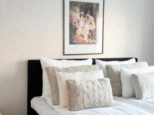 Santas Secret Villa Varpu By BookLapland