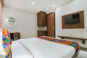 FabHotel Moro Rohini Sector 4