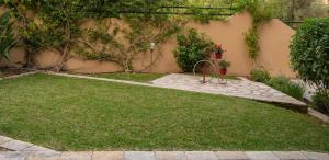 Konstantinos Hotel & Apartments 2