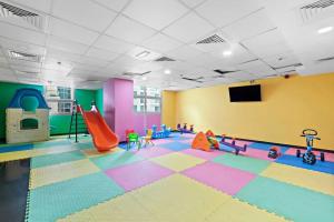 Tranquil Dubai Marina Studio by JBR Beach, Marina Mall, Metro
