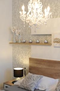 Silver & Gold Luxury Rooms