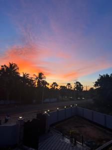 Sunset Chalet
