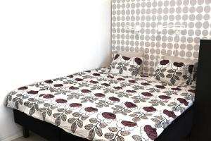 Charming city studio