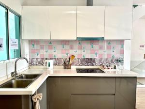 Springfield 3-Storey Cheerful Townhouse #Yoyo Homestay