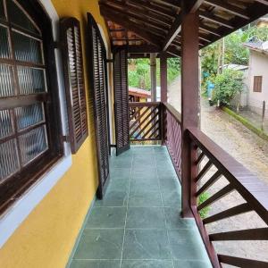 Casa próxima a praia Enseada