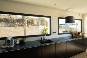 Hill house Spain -villa casa blanca