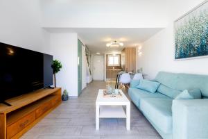 Luxury Parque Santiago I