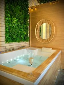 Villa lujosa con spa, piscina y sala de juegos PRIVADOS