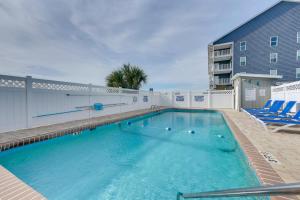 Steps to Ocean High-End North Myrtle Beach Condo