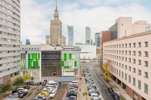 Heart of Warsaw Apartment Metro Świętokrzyska by Renters