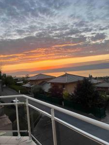 Magnifique Appart rénové Evian Duplex vue Lac 8 pers