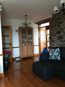 Lovely apartment overlooking the harbour and bay