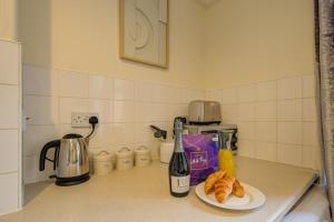 Peaceful Contractor Studio Ideal for Long Work Stays