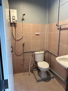 Full Moon Central Party Hotel