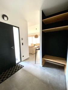 Villa avec piscine chauffée idéalement située