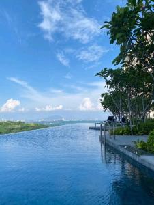 Veneto Penang homestay 3BR with infinity pool