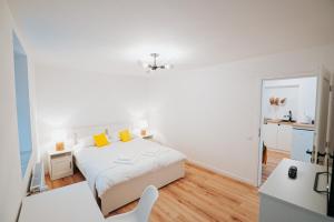 Authentic Old Town Retreat