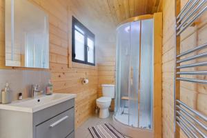 Nestledstays- The Farm Lodge