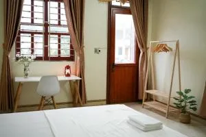 Tom's house motorbikes tour and homestay - Làng Me