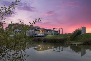 obrázek - Choller Lake Lodges - Sunbeam Cabin With Private Hot Tub