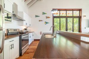 Backroads Sunset + The PoolClub at Mahogany Bay