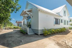 Backroads Sunset + The PoolClub at Mahogany Bay