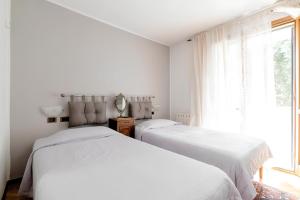 Chambre Lits Jumeaux avec Salle de Bains Privative