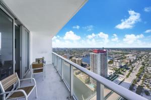 Breathtaking 35th Floor 1 BDR in Hyde Beach House