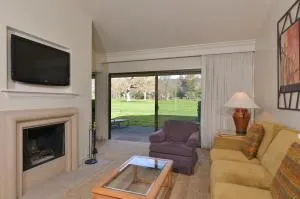 Incredible Golf Course View at Silverado - 扬特维尔