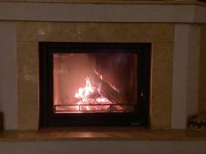 Luxury penthouse 6th of 6 stock building 2 bed apartment, 1 br