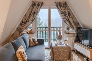 Kameralny Apartament Chateau Karpielówka Kościelisko z widokiem i wlasnym garażem