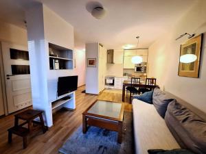 Regnum Noctis, Atlas Arena & Zoo Orientarium