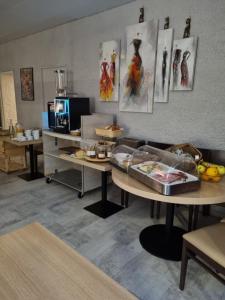 Hotels Logis hotel restaurant les Carillons : photos des chambres