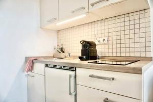 Stylisches Studio Apartment mit Balkon und privatem Stellplatz für bis zu 4 Personen nur wenige Minuten von der Innenstadt & Mosel entfernt
