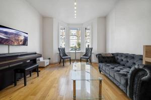 One-bedroom apartment in Queens Park