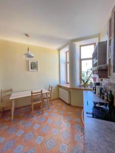 Spacious and bright center apartment with cityview